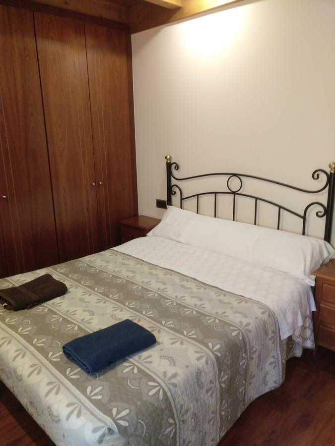 Apartamentos Turisticos Javier 卢戈 外观 照片