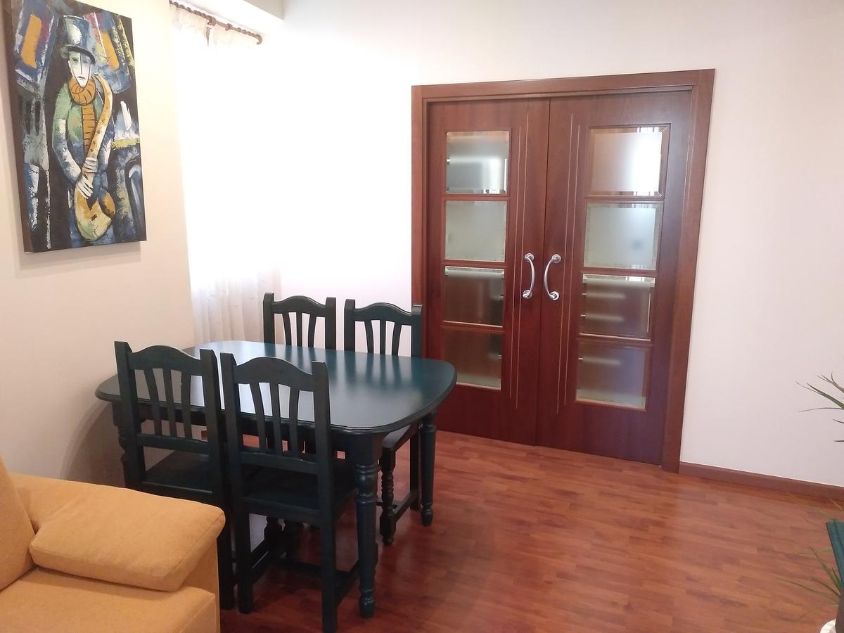 Apartamentos Turisticos Javier 卢戈 外观 照片